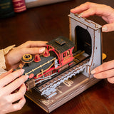 DIY BOOK END CENTURY TRAIN