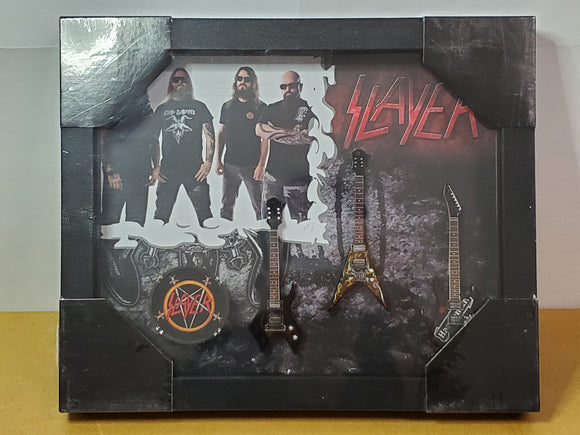 MINI GUITARS SHADOW BOX MED SQ SLAYER 2