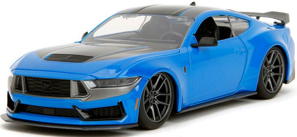 DC 1:24 FORD 2024 MUSTANG DARK HORSE BLUE